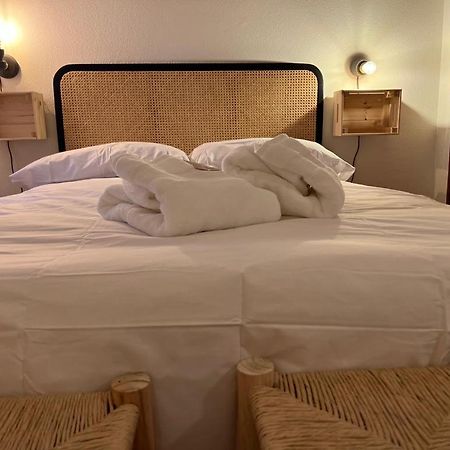 Apartamento Turistico R. Gonzalez Abreu Sevilla Exteriör bild