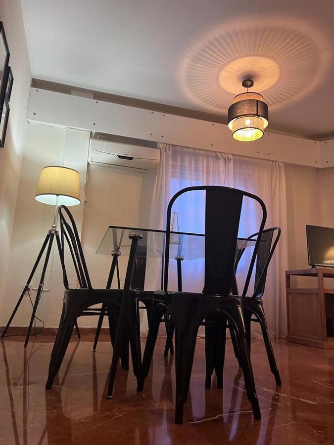 Apartamento Turistico R. Gonzalez Abreu Sevilla Exteriör bild