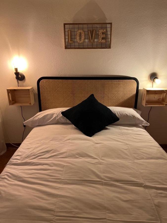 Apartamento Turistico R. Gonzalez Abreu Sevilla Exteriör bild