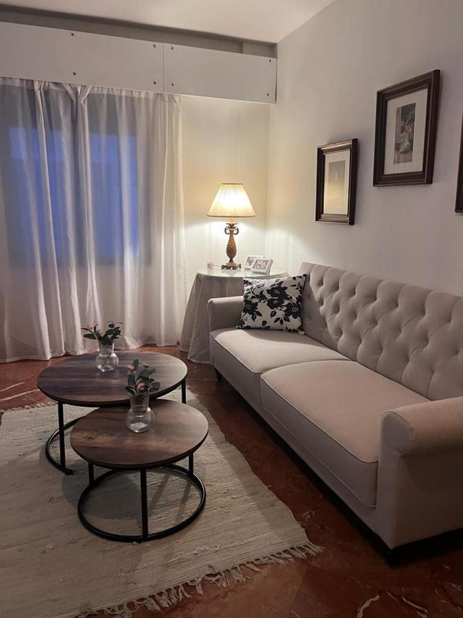 Apartamento Turistico R. Gonzalez Abreu Sevilla Exteriör bild