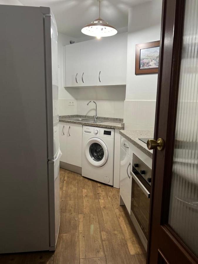 Apartamento Turistico R. Gonzalez Abreu Sevilla Exteriör bild