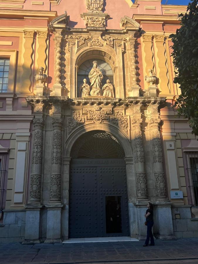 Apartamento Turistico R. Gonzalez Abreu Sevilla Exteriör bild